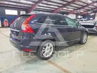 2016 Volvo XC60 photo
