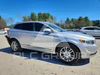 2016 Volvo XC60 photo