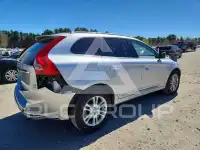 2016 Volvo XC60 photo