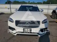 2016 Volvo XC90 photo
