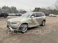 2016 Volvo XC90 photo