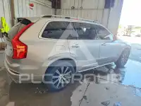 2016 Volvo XC90 photo