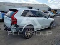 2016 Volvo XC90 photo