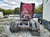 2016 Volvo VNL photo