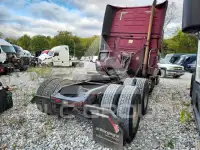 2016 Volvo VNL photo