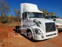 2016 Volvo VNL фото