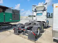 2016 Volvo VNL фото