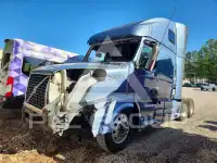 2016 Volvo VNL photo