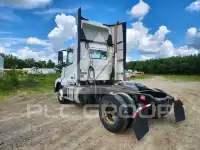 2016 Volvo VNL photo