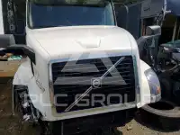 2016 Volvo VNL photo