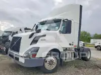 2016 Volvo VNL фото