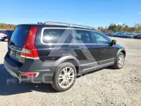2016 Volvo XC70 photo