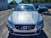2016 Volvo XC70 photo
