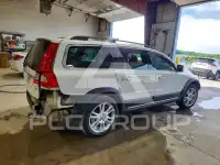 2016 Volvo XC70 photo