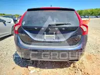 2016 Volvo V60 photo