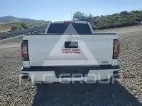 2016 GMC Sierra photo