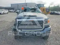 2016 GMC Sierra photo