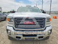 2016 GMC Sierra photo