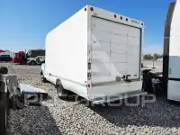 2016 GMC Savana photo