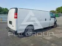 2016 GMC Savana фото