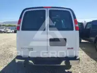 2016 GMC Savana photo