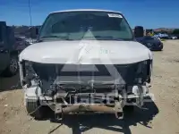 2016 GMC Savana photo