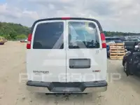2016 GMC Savana фото