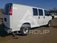 2016 GMC Savana photo