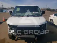 2016 GMC Savana photo