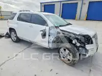 2016 GMC TERRAIN photo