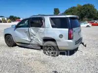 2016 GMC YUKON фото