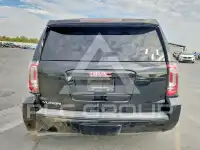 2016 GMC YUKON photo