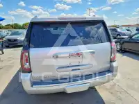 2016 GMC YUKON фото