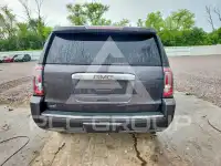 2016 GMC YUKON photo