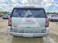 2016 GMC YUKON photo