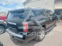 2016 GMC YUKON фото
