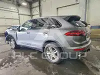 2016 Porsche Cayenne photo