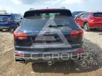 2016 Porsche Cayenne photo