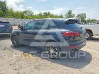 2016 Porsche Cayenne photo