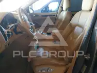 2016 Porsche Cayenne photo