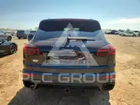 2016 Porsche Cayenne photo