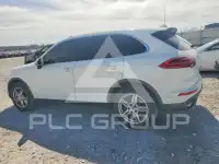 2016 Porsche Cayenne photo