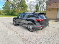 2016 Porsche Cayenne photo