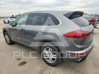 2016 Porsche Cayenne photo