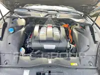 2016 Porsche Cayenne photo