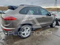 2016 Porsche Cayenne photo