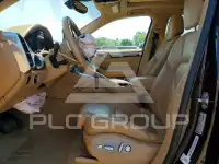 2016 Porsche Cayenne photo