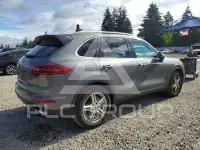 2016 Porsche Cayenne photo