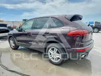 2016 Porsche Cayenne photo