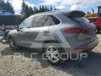 2016 Porsche Cayenne photo